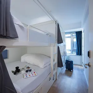 Hostel Room00, Lisboa